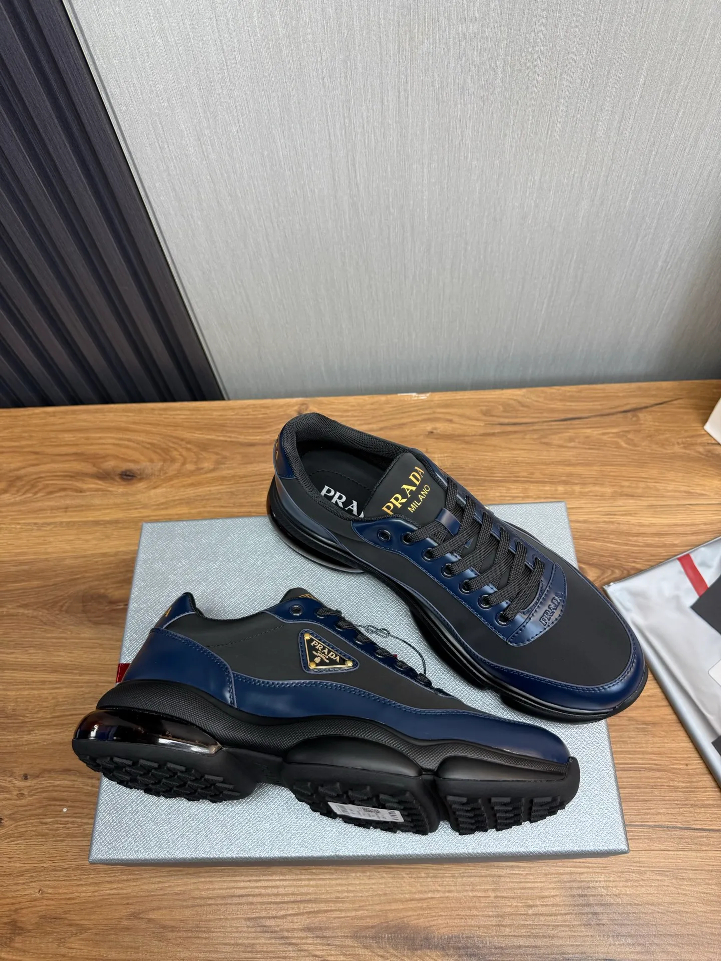 Men's shoes 💰660💰 [PRADA] Men's shoes are popular in the counter, official website is synchronized, 1 high-quality shipment ✔️Original cowhide upper + cowhide lining, 1🆚1 replica, original sole, 38-45 (45 customized, non-refundable)